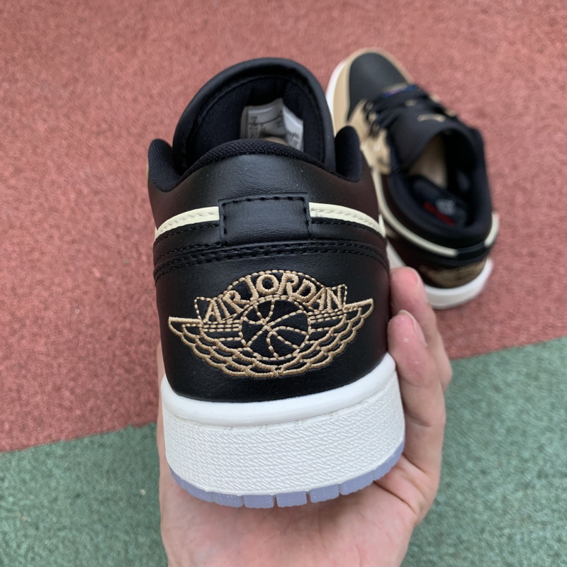 Air Jordan 1 Low shoes