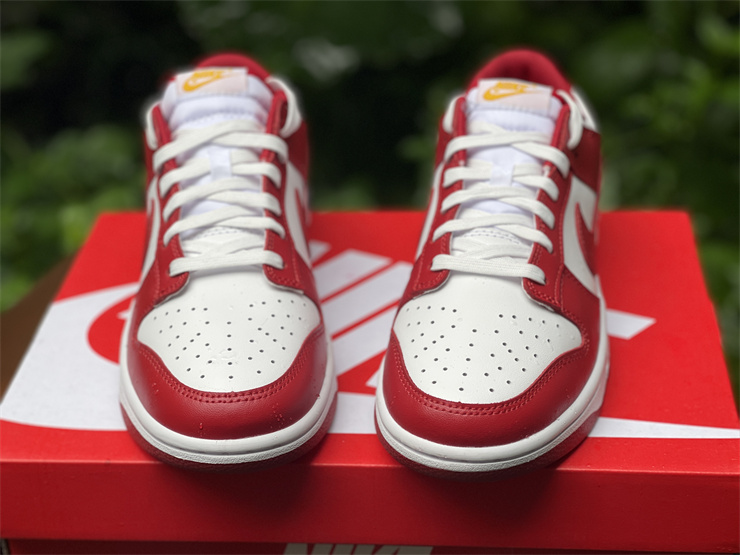 Nike Dunk Low「Gym Red」