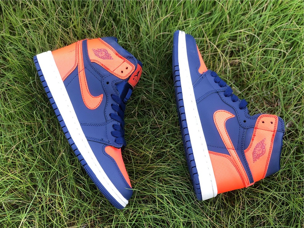 Air Jordan 1 High Knicks