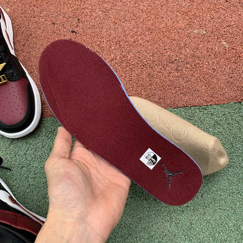 Jordan 1 Mid SE Black Dark Beetroot