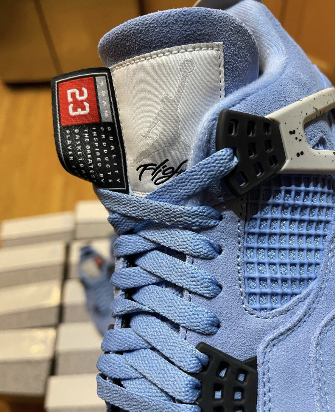 Air Jordan 4 SE “University Blue”
