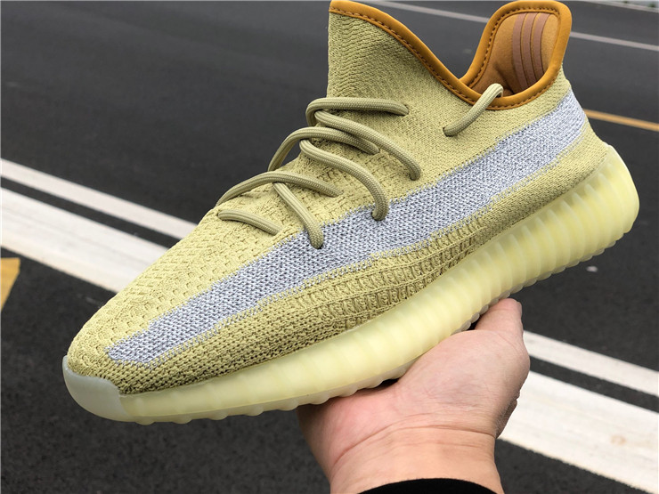 Yeezy Boost 350 Boost V2 Banana Yellow
