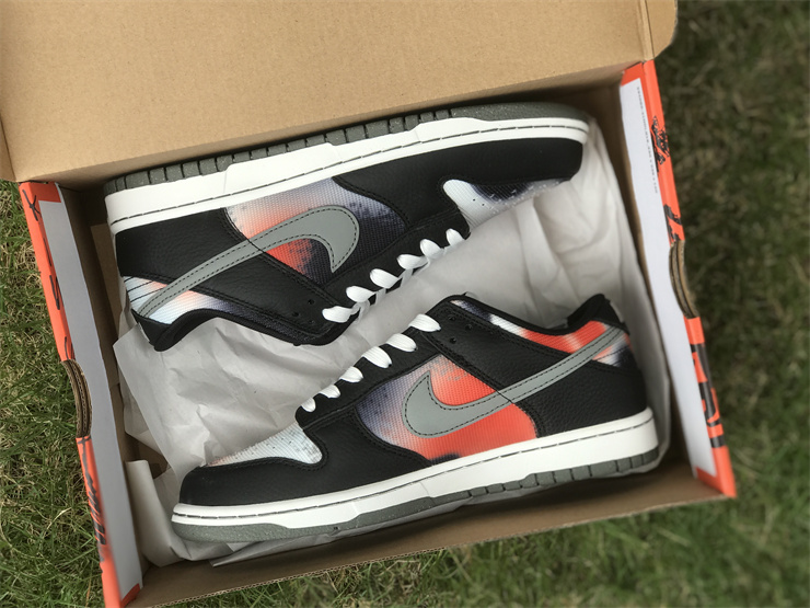 Nike Dunk Low PRM Graffiti