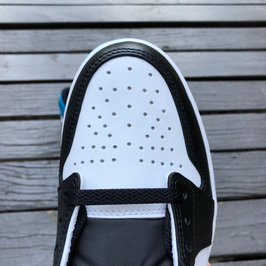 Air Jordan 1 Low OG UNC AJ1 Low-top black, white, and blue