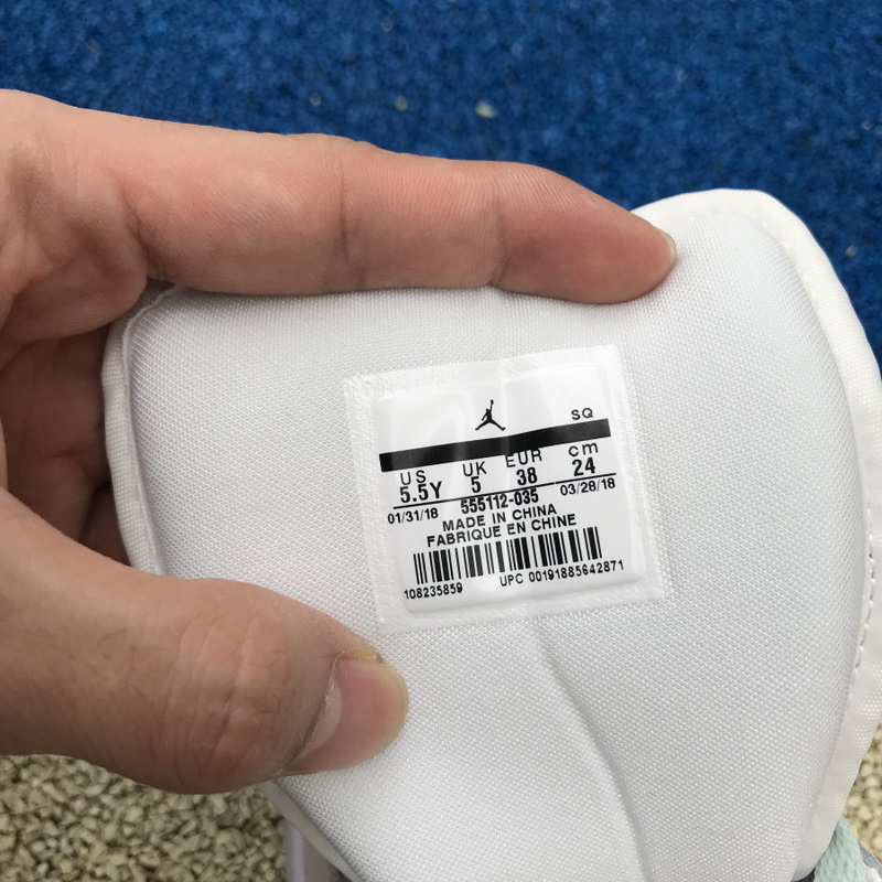 Air Jordan 1 GS Ret High SOH Beige