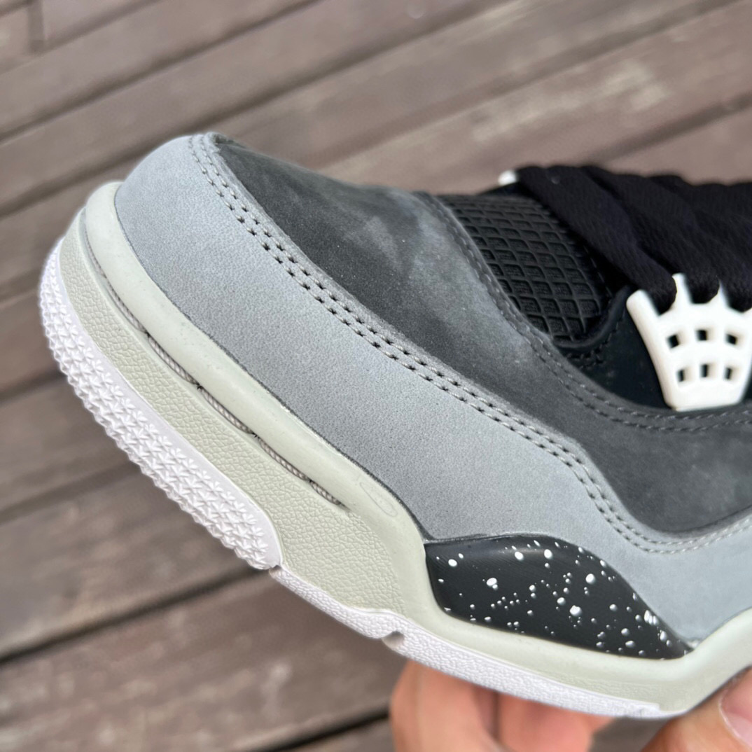 Air Jordan 4 Fear Pack