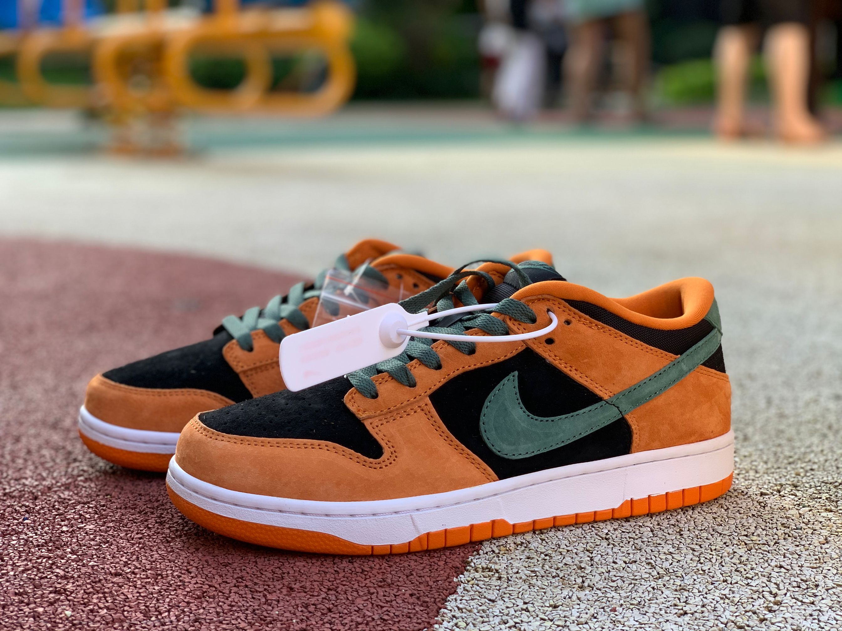 Nike Dunk Low SP “Ceramic” GS