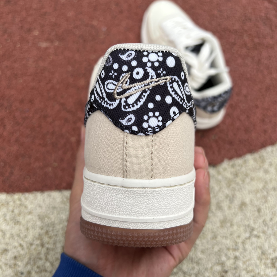 Nike Air Force 1 Low