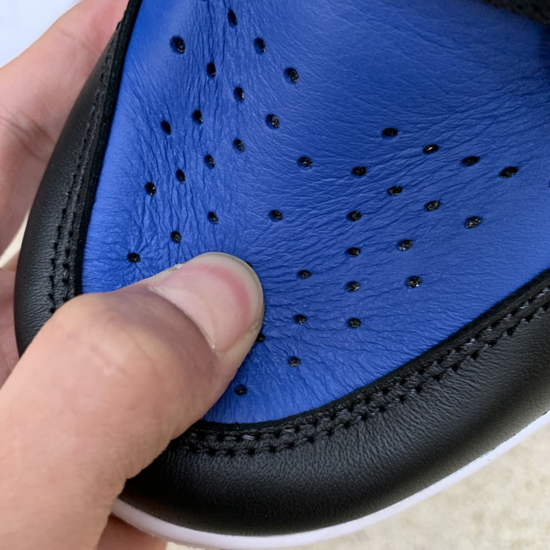 Air Jordan 1 “Royal” 2017