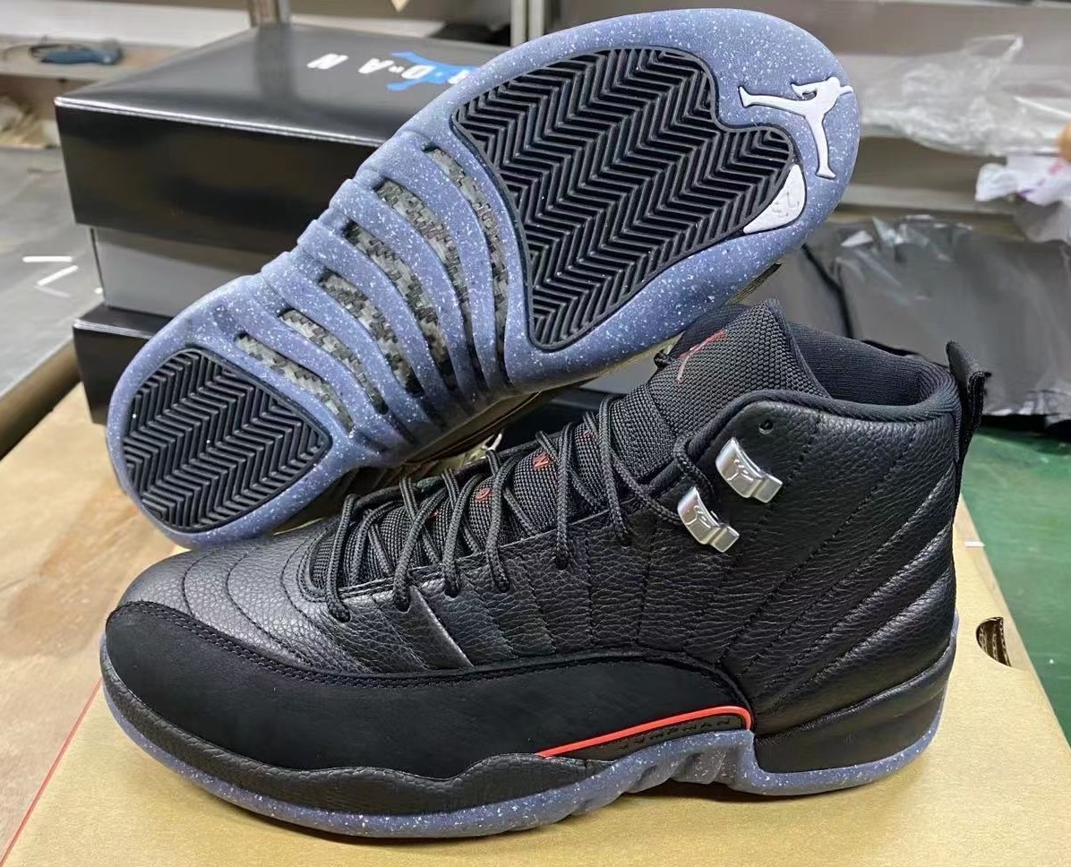 Air Jordan 12 Utility