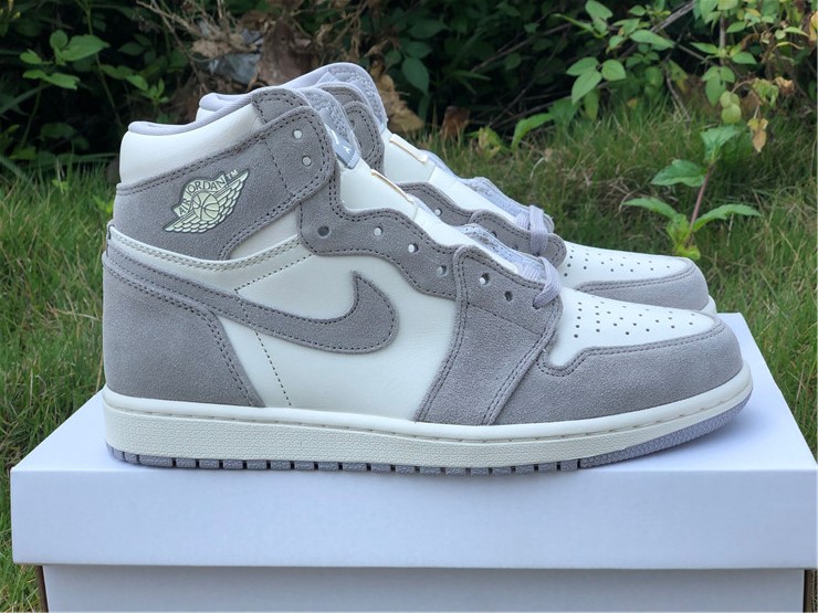 Air Jordan 1 “Grey White”
