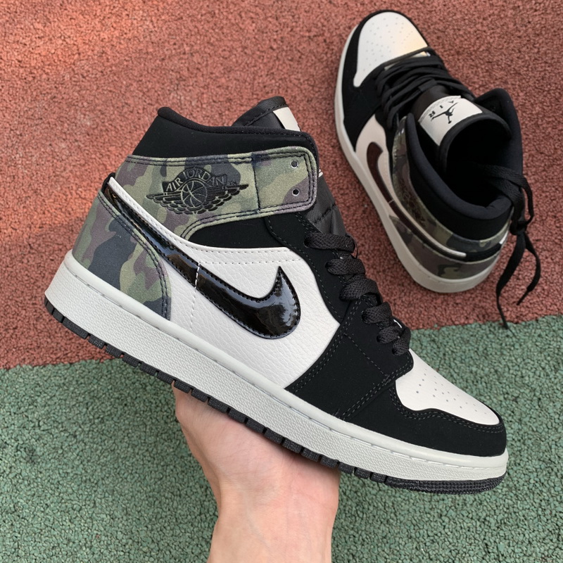 Jordan 1 Mid Camo