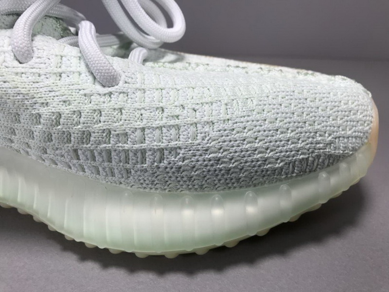 Yeezy Boost 350 V2 “Hyperspace”