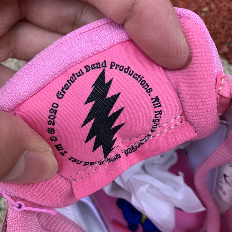 Grateful Dead x Nike SB Dunk Low “Pink Bear”