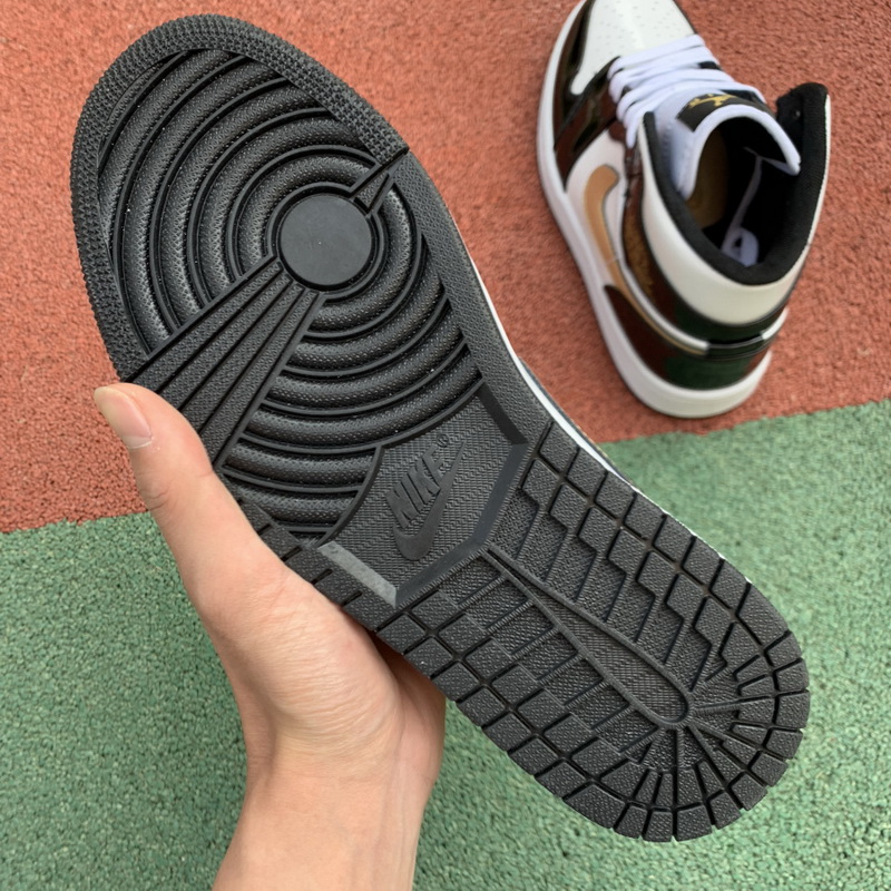Jordan 1 Mid Patent Black White Gold
