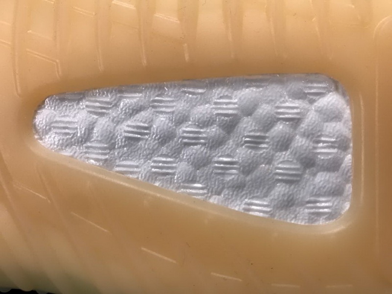 Yeezy Boost 350 V2 “Hyperspace”