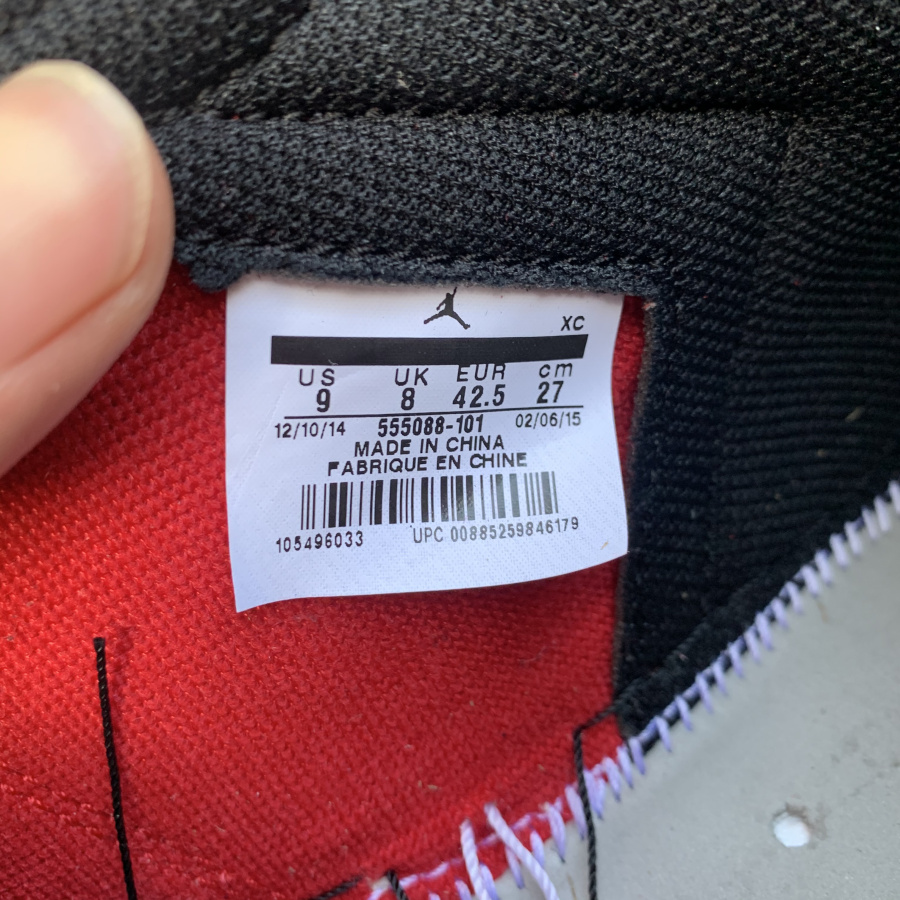 Air Jordan 1 Retro High OG Chicago