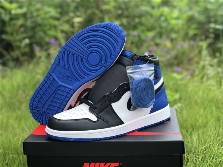 Air Jordan 1 “Lightning ”