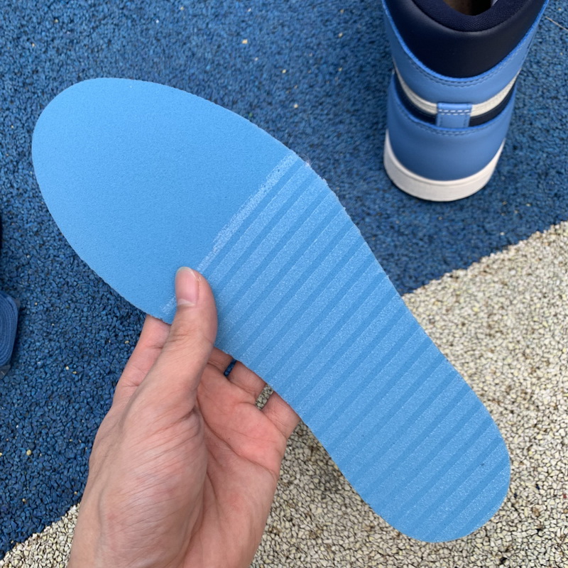 Air Jordan 1 “Obsidian”