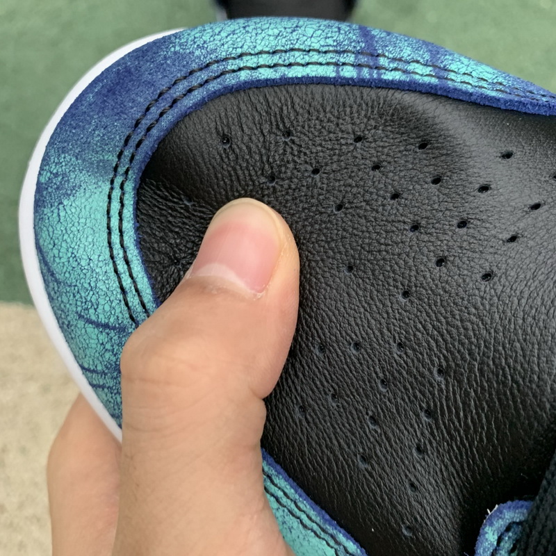 Air Jordan 1 Retro High OG “Tie Dye”