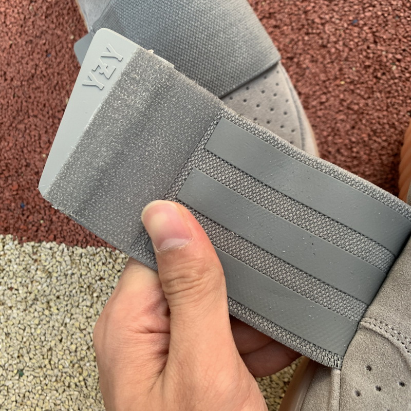 AD Yeezy 750 Boost Light Grey