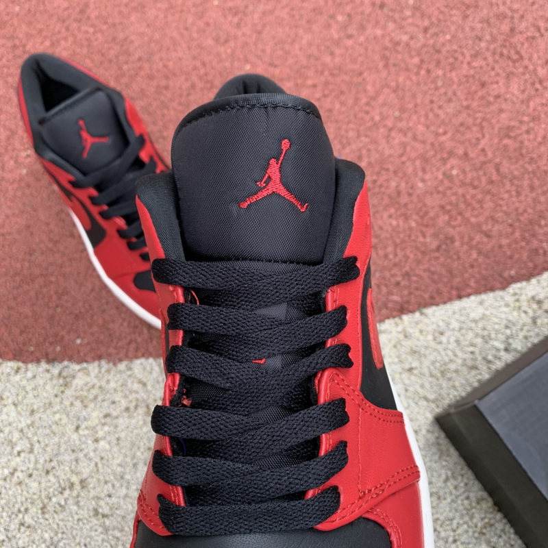 Air Jordan 1 Low Reverse Bred