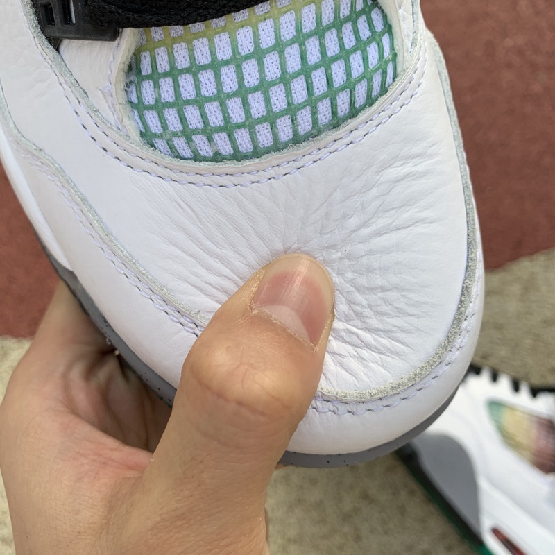 Air Jordan 4 WMNS “Rasta”