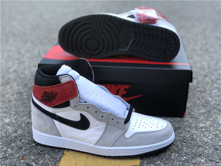 Air Jordan 1 “Particle Grey”