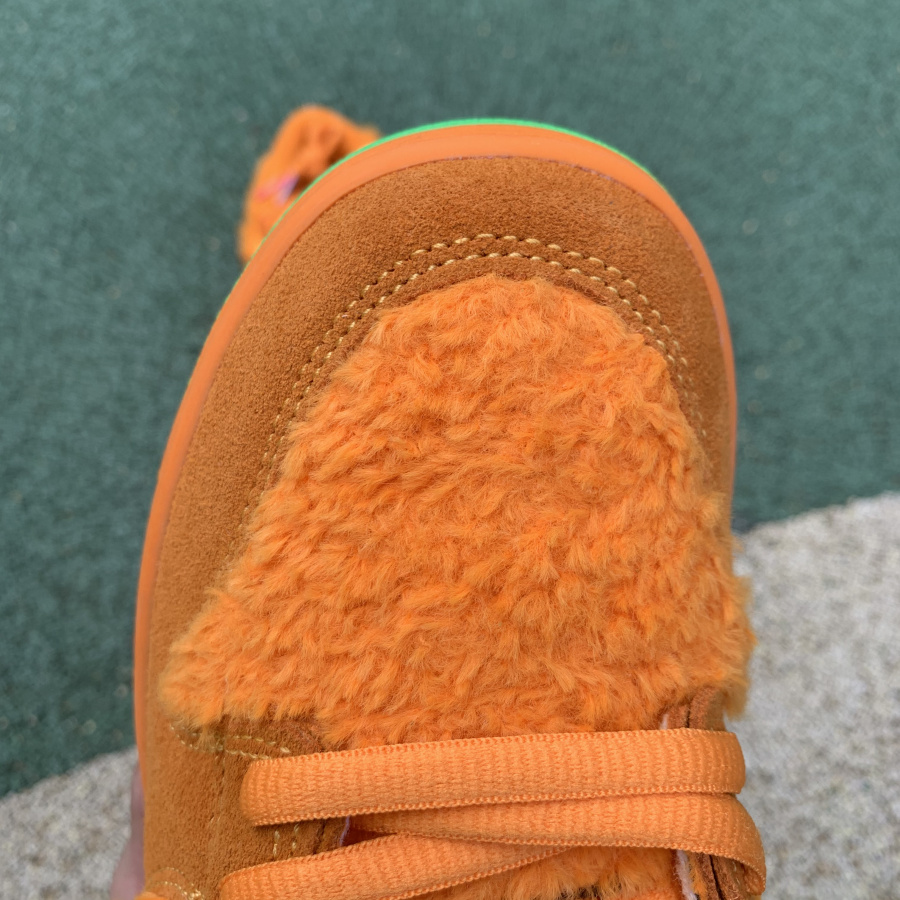 Grateful Dead x Nike SB Dunk Low “Orange Bear” GS