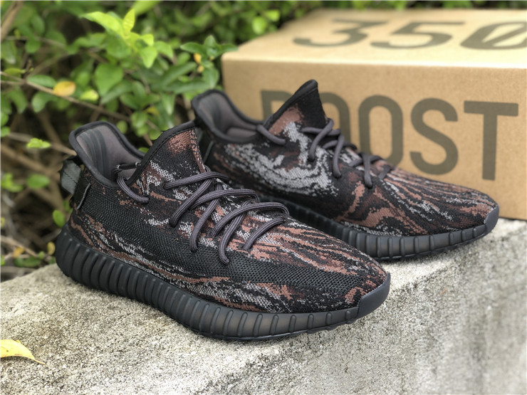 Yeezy Boost 350 Boost V2 “MX Rock”