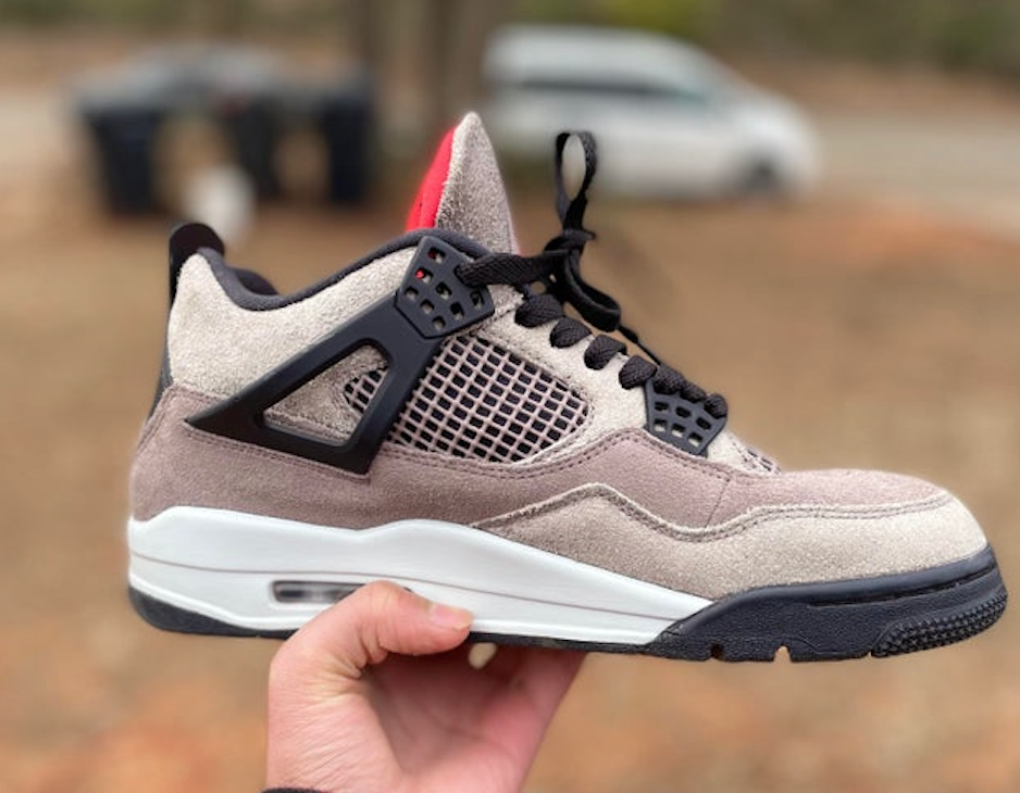 Air Jordan 4 Retro Taupe Haze