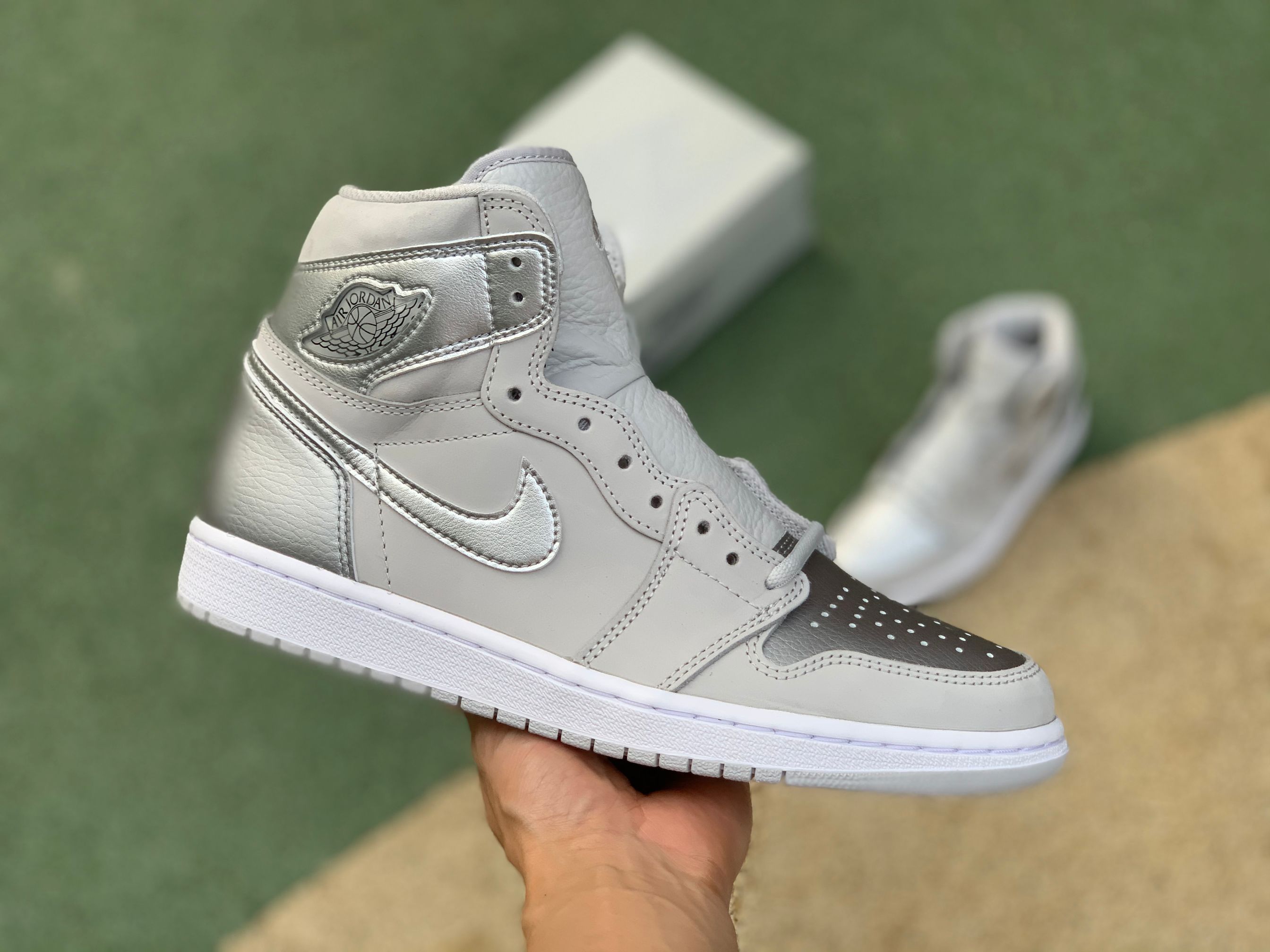 Air Jordan 1 High OG “Japan”