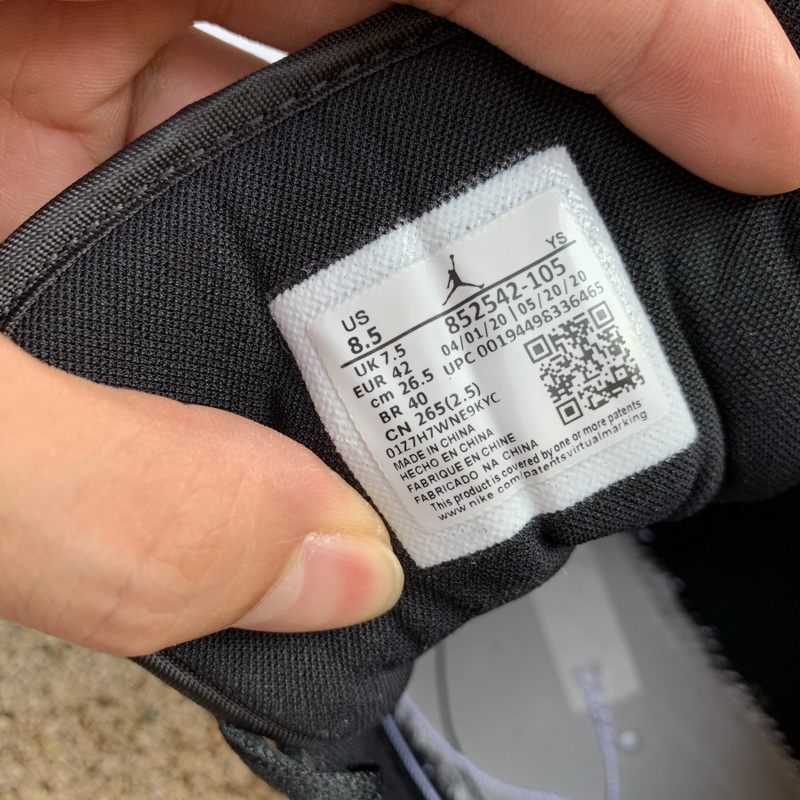 Jordan 1 Mid SE Purple