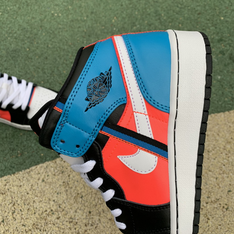 Jordan 1 Mid Shoes039