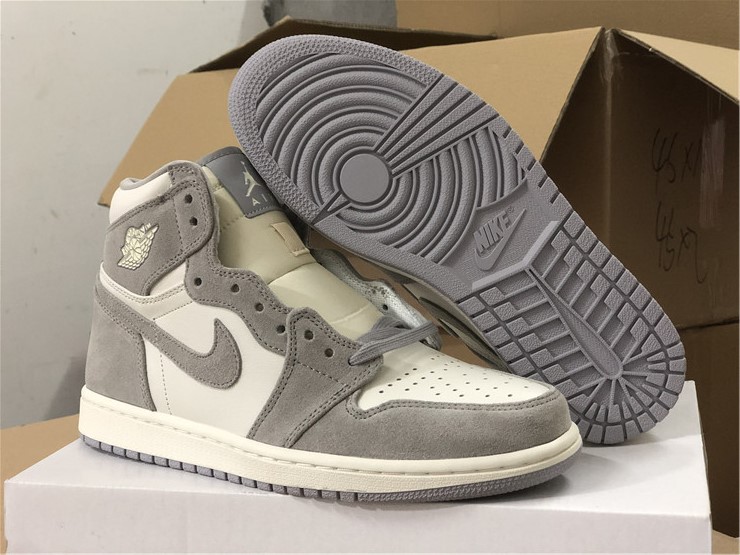 Air Jordan 1 “Grey White”