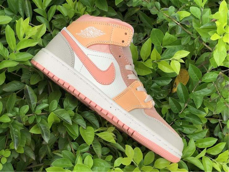 Air Jordan 1 Mid Pink Orange