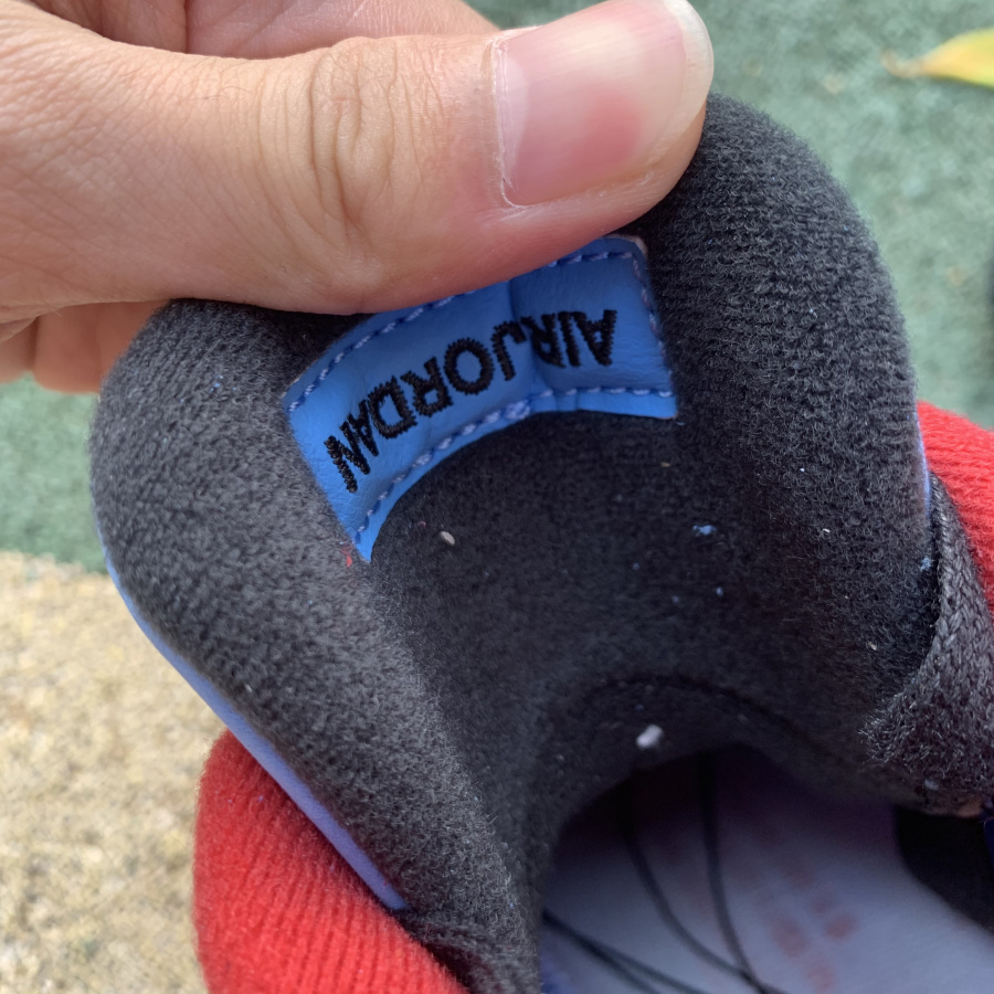 Travis Scott x Air Jordan 4