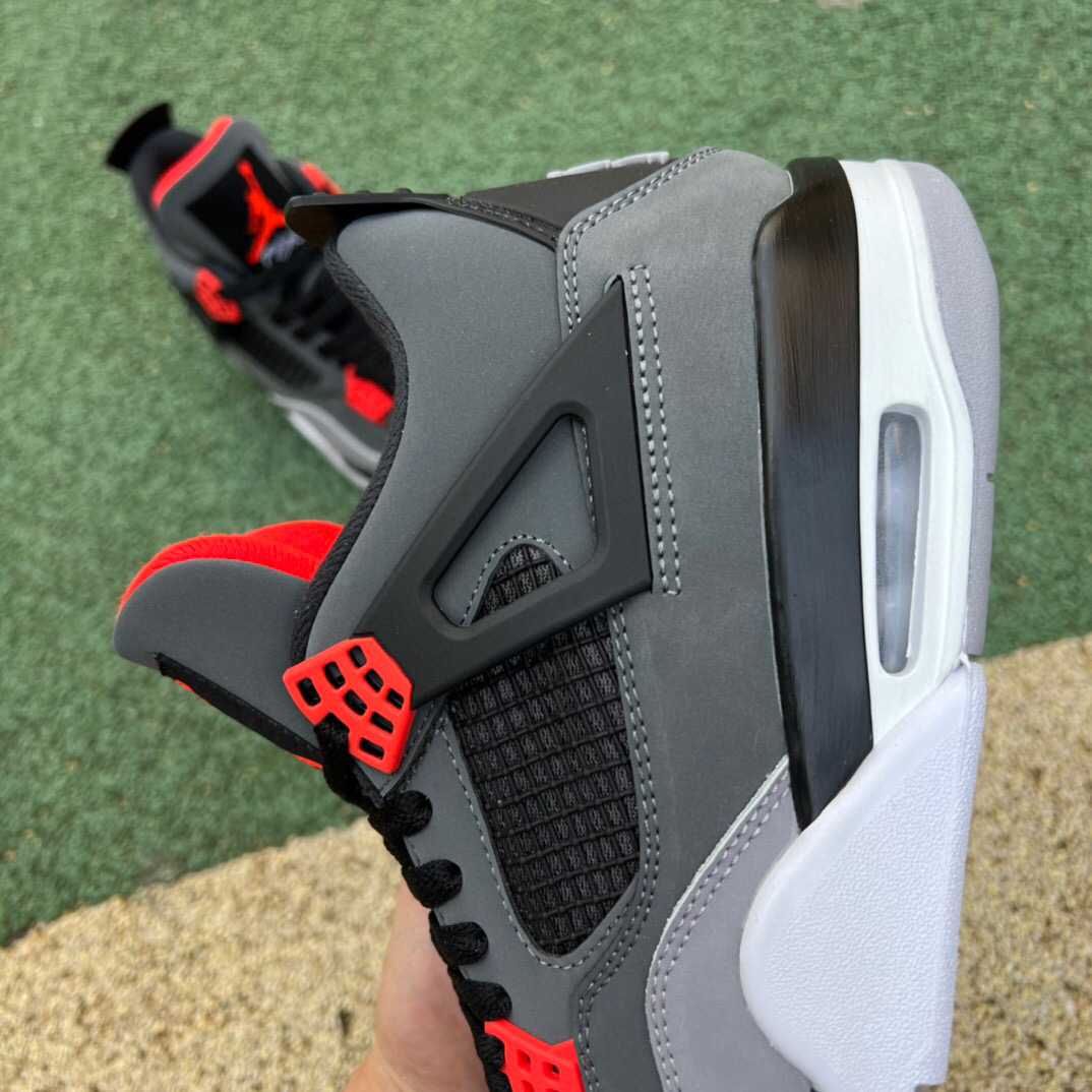 Air Jordan 4 Infrared