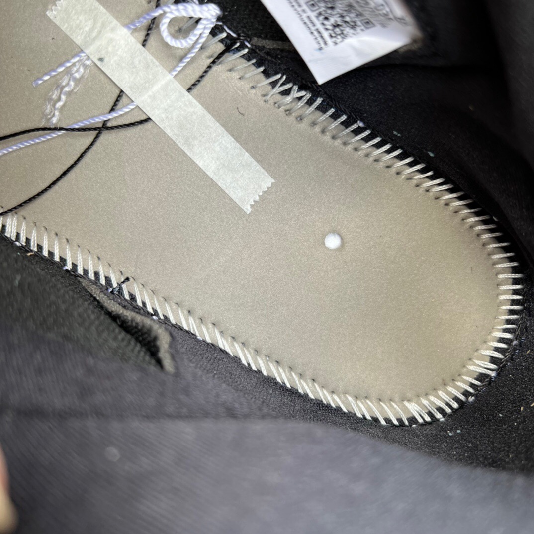 Air Jordan 1 High OG Rebellionaire”