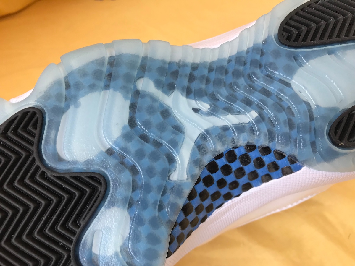 Air Jordan 11 Low “Legend Blue” 2021