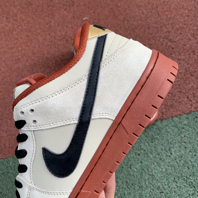 Nike SB Dunk Low Pro Hennessy