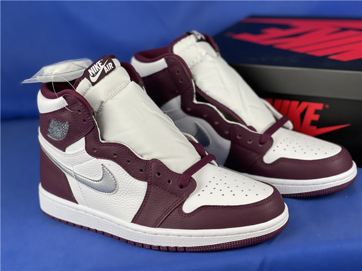 Air Jordan 1 Retro High OG 'Bordeaux'