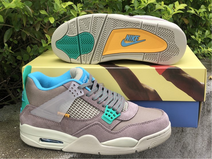 Union LA x Air Jordan 4 ''Taupe Haze''