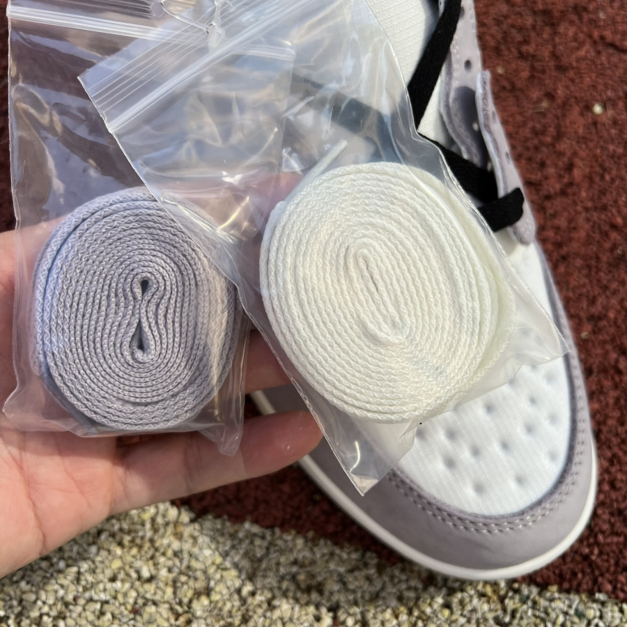 Air Jordan 1 White Grey