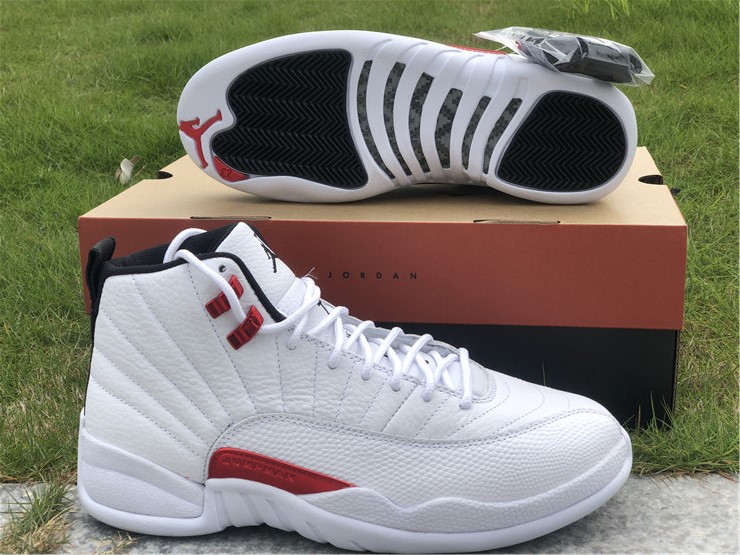 Air Jordan 12 Twist