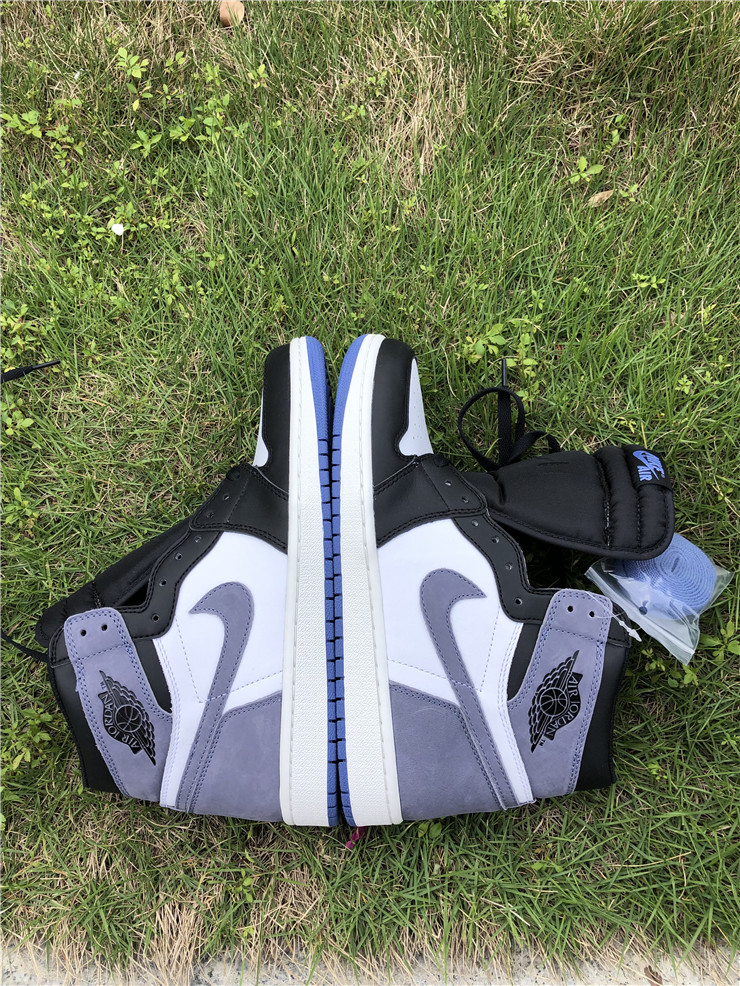 Air Jordan 1 “Blue Moon”