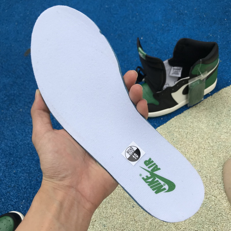 Air Jordan 1 High OG “Pine Green”