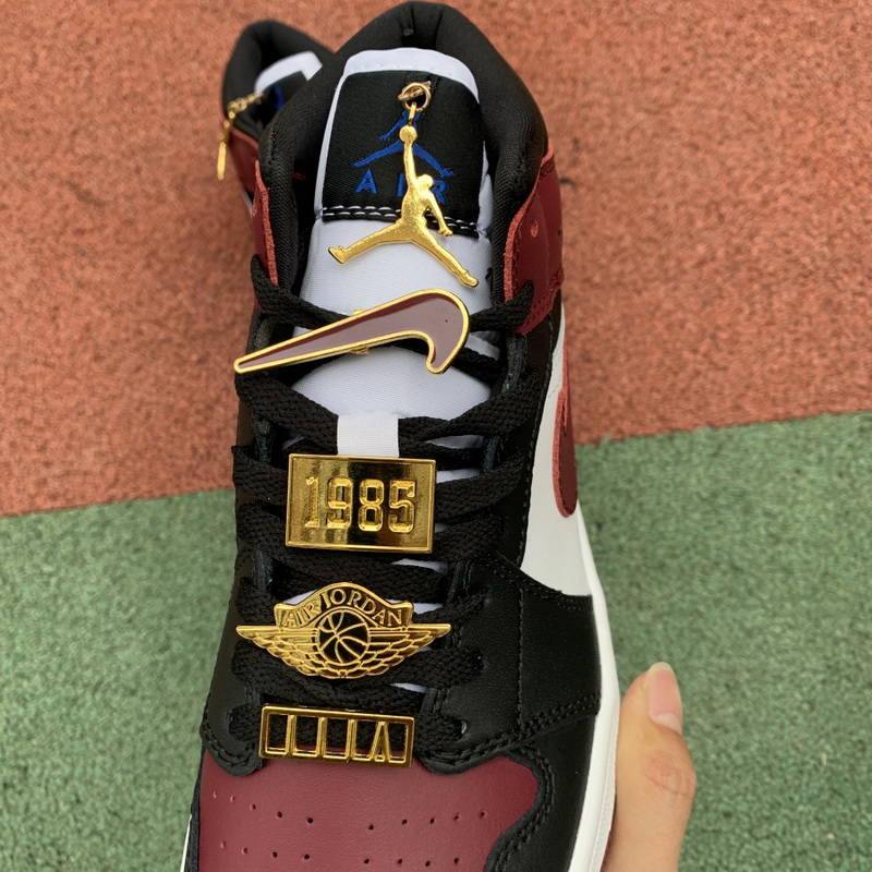 Jordan 1 Mid SE Black Dark Beetroot