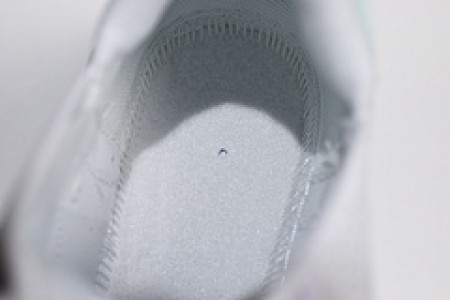 Nike womens Air Max 270 TripleWhite