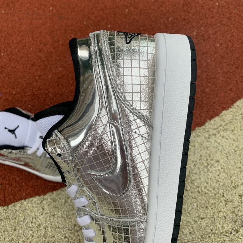 Air Jordan 1 Low shoes